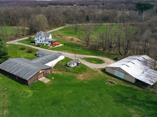 1370 Custer Orangeville Rd, Masury, OH 44438