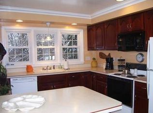 161 McKinley Rd, Beaver Falls, PA 15010