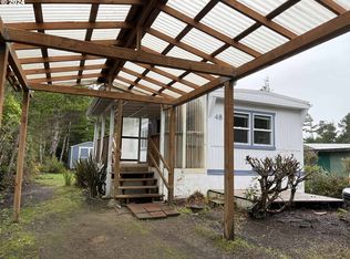 1600 Rhododendron Dr SPACE 48, Florence, OR 97439