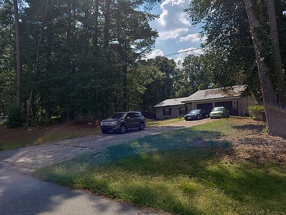 2nd image of 175 Fox Hunt Ct