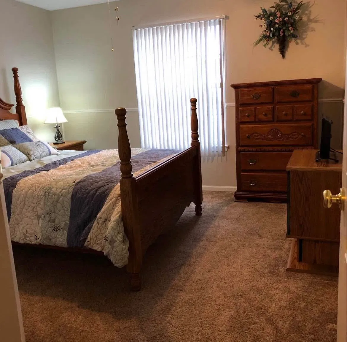 Orchard Ln, Carpentersville — Photo 1