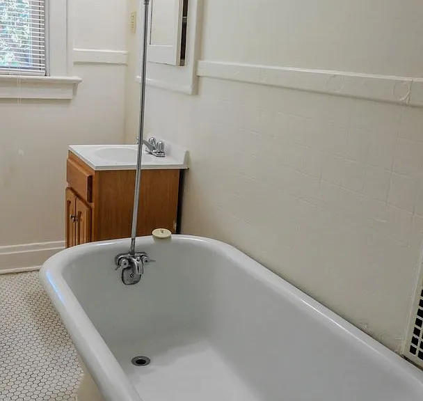 437-451 Rhoads Ave — Photo 22