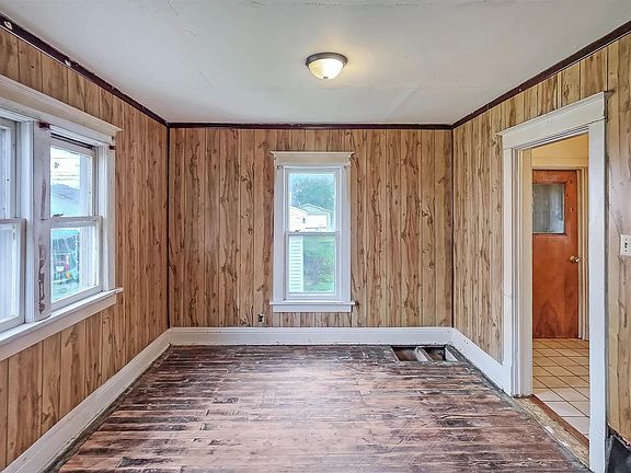 5th image of 407 Rath St