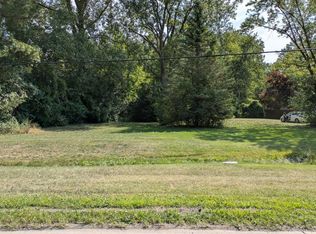 Holland Rd, Taylor, MI 48180