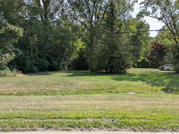 Holland Rd, Taylor, MI 48180
