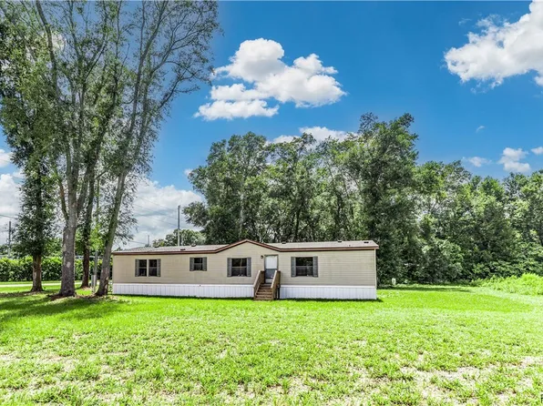 968 County Road 222, Oxford, FL 34484