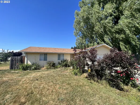 3405 Gateway Dr, Hood River, OR 97031