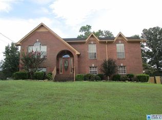 4124 Smithfield Forest Dr, Pleasant Grove, AL 35127