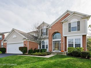 693 Somerset Ave, Dundee, IL 60118