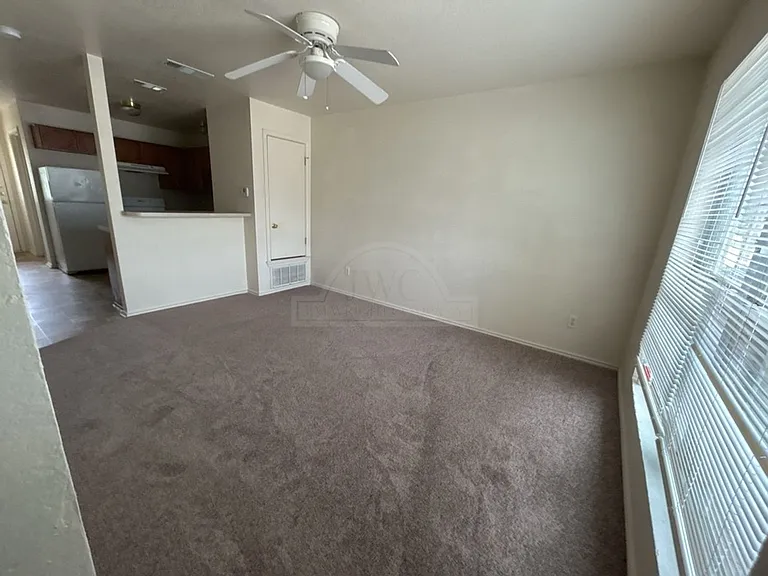 1911 Monte Carlo, Killeen — Photo 3