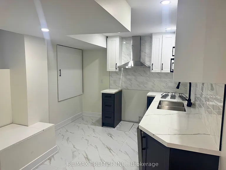 39 Walls Cres — Photo 6