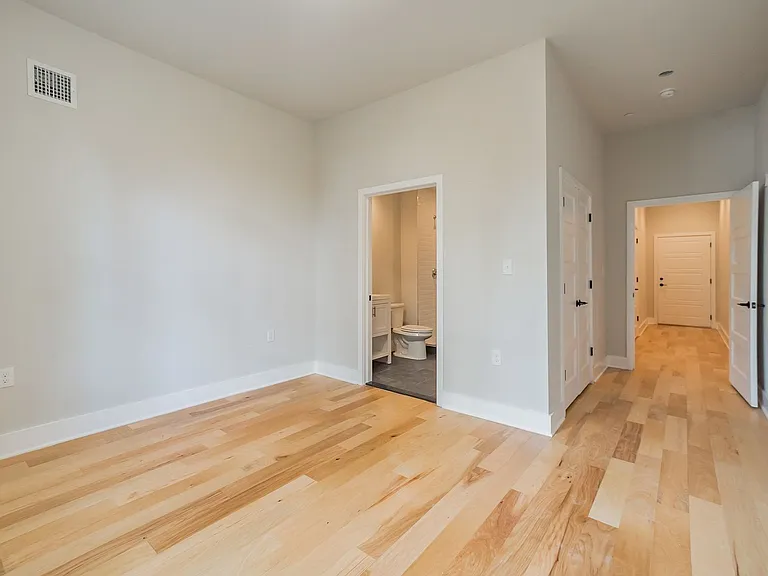 5015 WEST — Photo 13