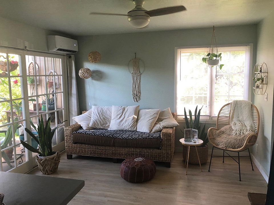 end unit with lots of light and windows