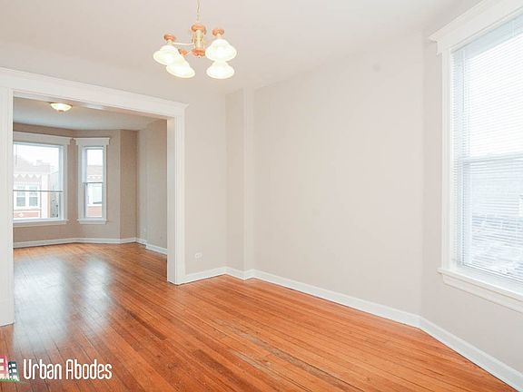 3rd image of 2143 W Chicago Ave #3