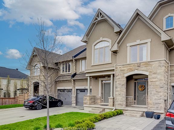 5th image of 3352 Stalybridge Dr