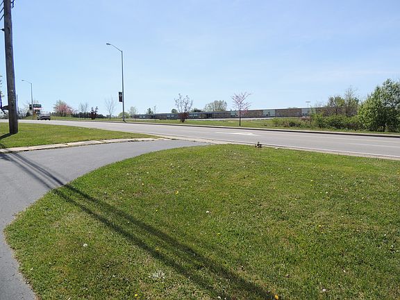 4th image of 1183 Miller Ave