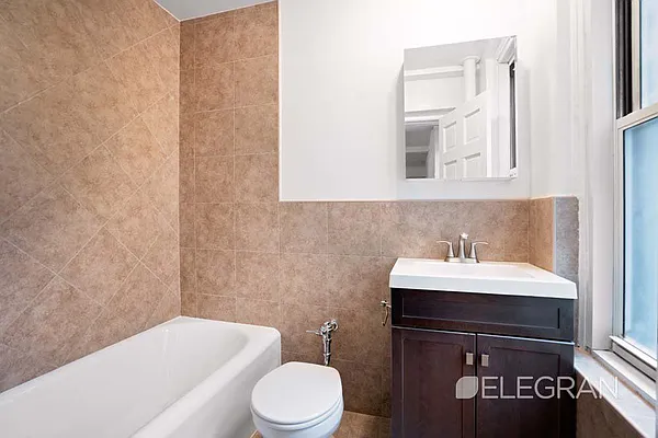 Rented by (Legacy) Elegran | media 17