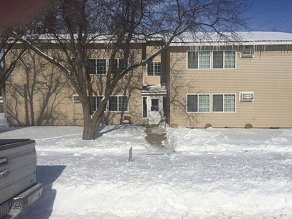 3rd image of 1014 E Main St