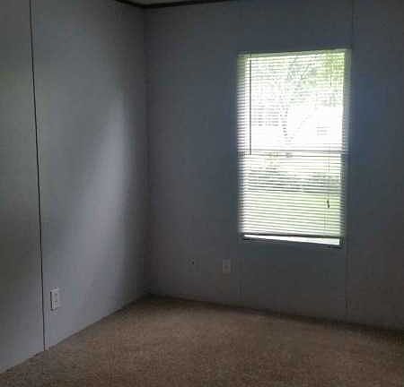 3rd image of 325 Hillcrest Ave