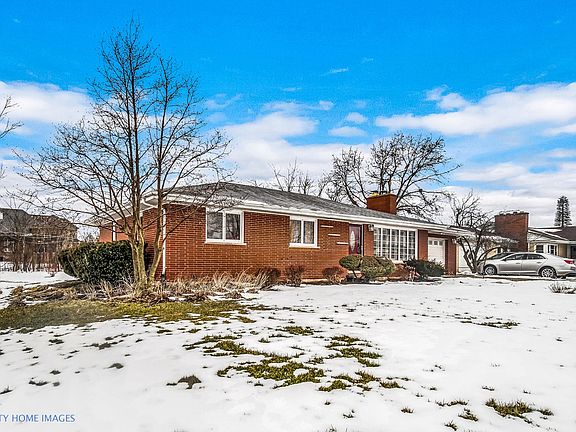 2nd image of 20516 Gardner Ave