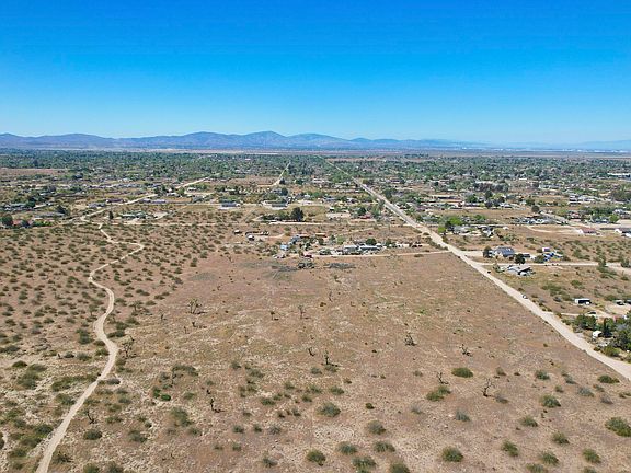 5th image of Corner Of Ave #R-8