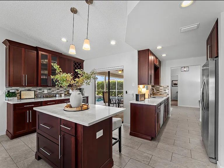 1535 Ultramarine Ln — Photo 7