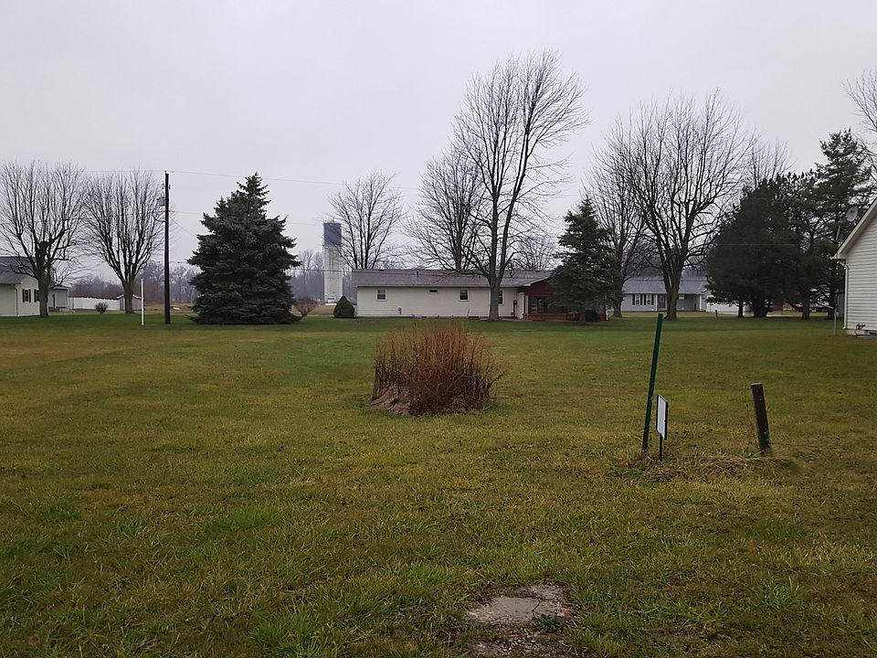 2nd image of 223 Railroad St