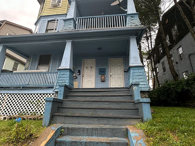 35 Webb St #22 — Photo 21