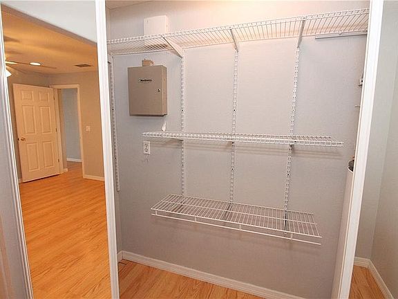 5th image of 1407 Russell Ave