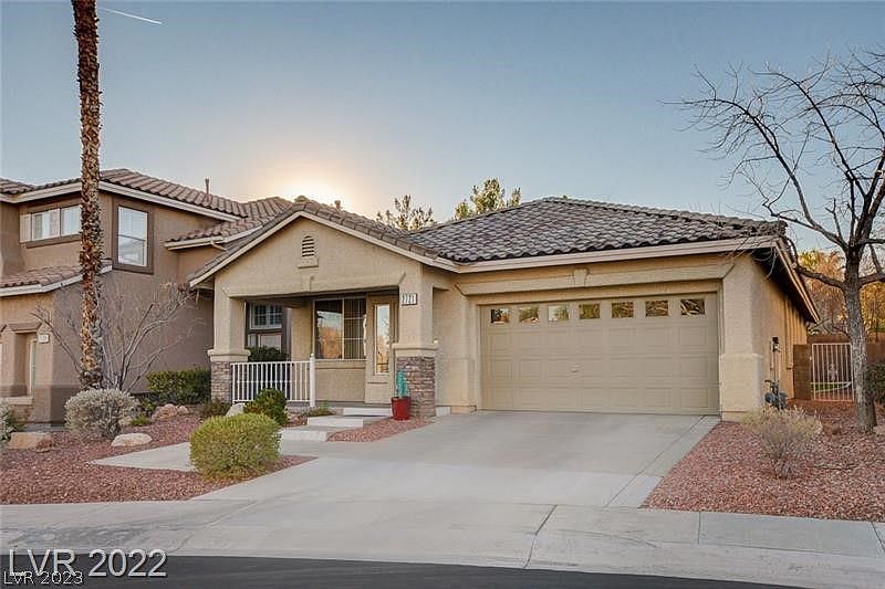 1st image of 2721 Sweet Willow Ln