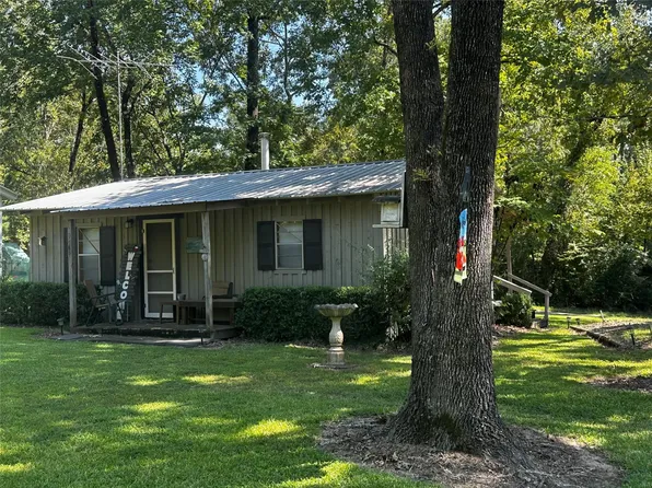 976 Private Road 7830, Broaddus, TX 75929