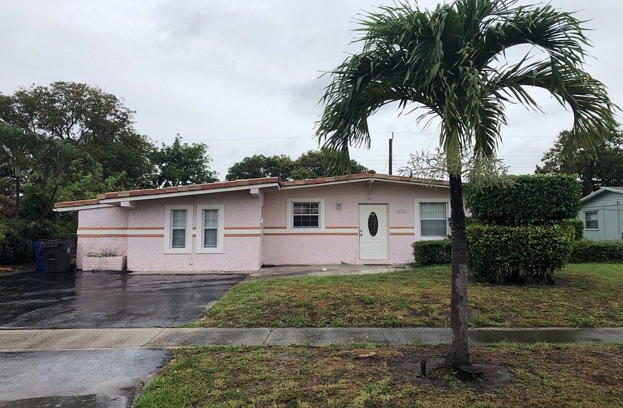 1st image of 3721 NW 25th St