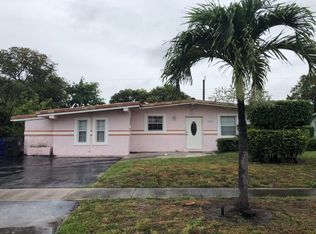 3721 NW 25th St, Lauderdale Lakes, FL 33311