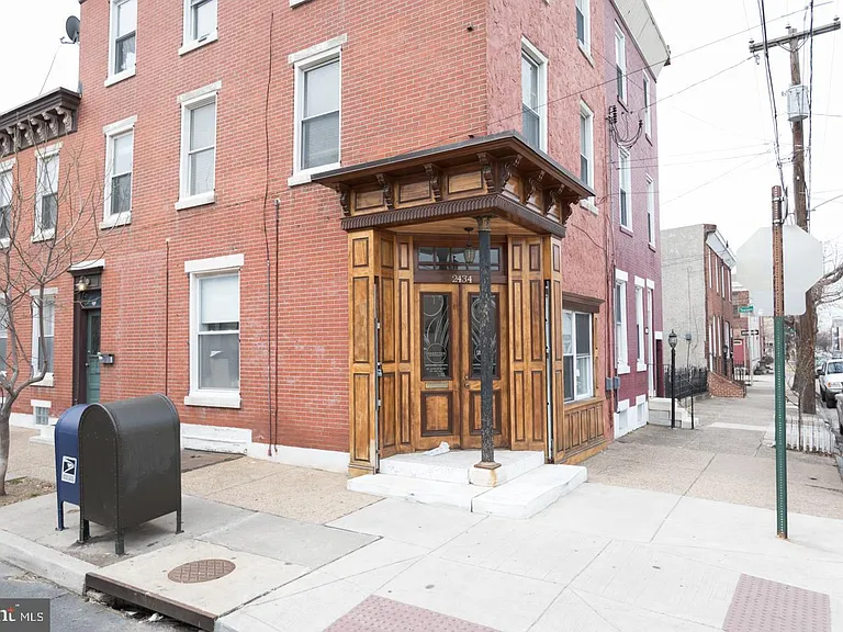 2434 E Dauphin St #3F — Photo 21