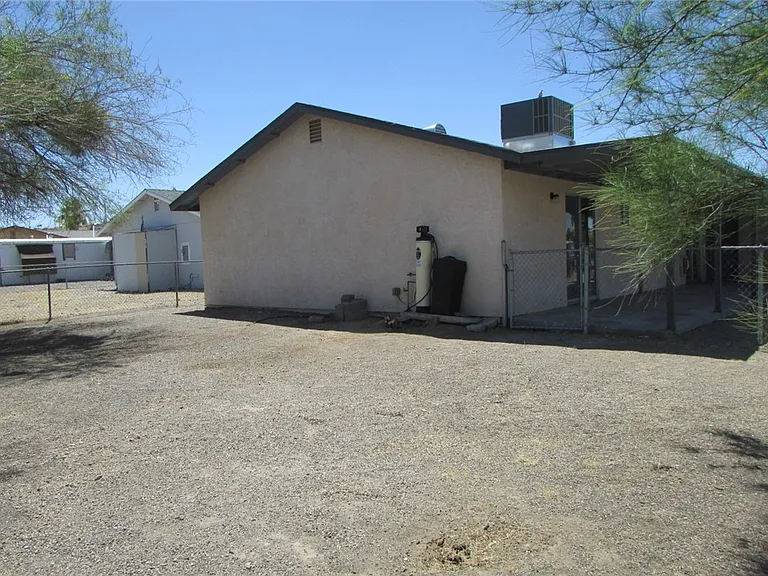 1697 Richardo Ave — Photo 2