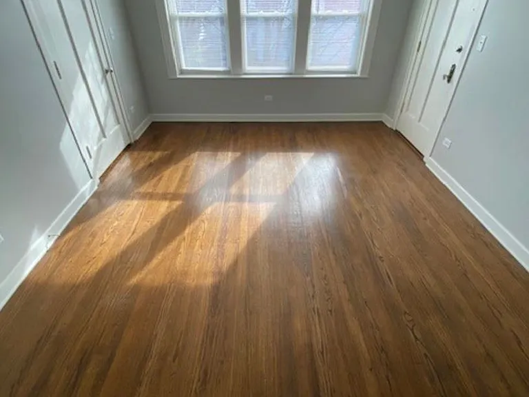 1404 Darrow Ave — Photo 2