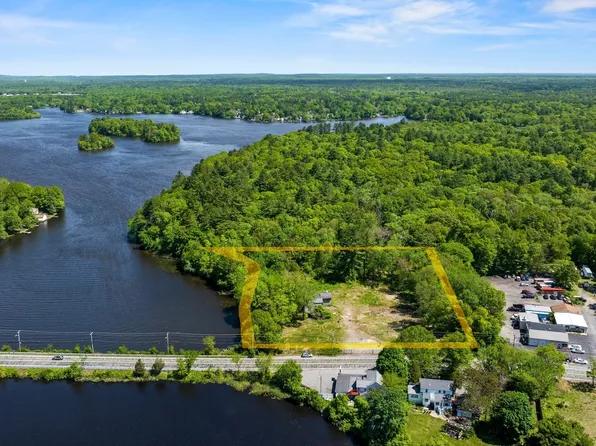93 Mansfield Ave, Norton, MA 02766
