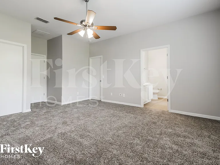 2796 Grassmoor Loop — Photo 9