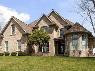 12541 Valley Pine Dr, Louisville, KY 40299