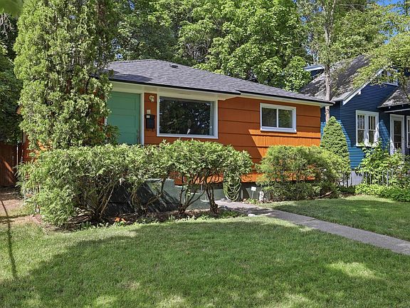 3rd image of 2730 W Gardner Ave