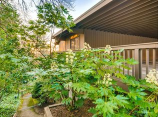 7748 SW Barnes Rd UNIT D, Portland, OR 97225