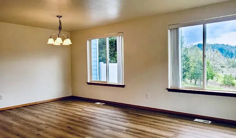495 Maylea Pl — Photo 3