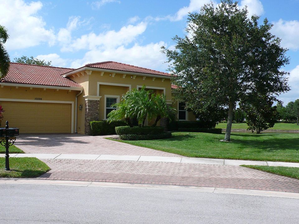 1st image of 10286 Canossa Way