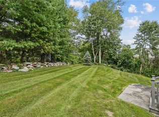 3371 Peach Ct, Mohegan Lake, NY 10547