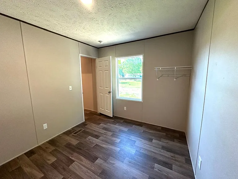 5604 Glade Rd #10 — Photo 8