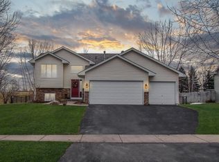2466 Belfast St W, Rosemount, MN 55068