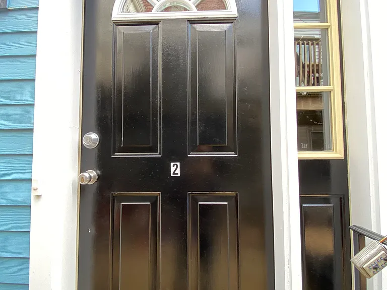 241 W Third Street Pl #2L — Photo 8