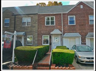 6054 68th St, Maspeth, NY 11378