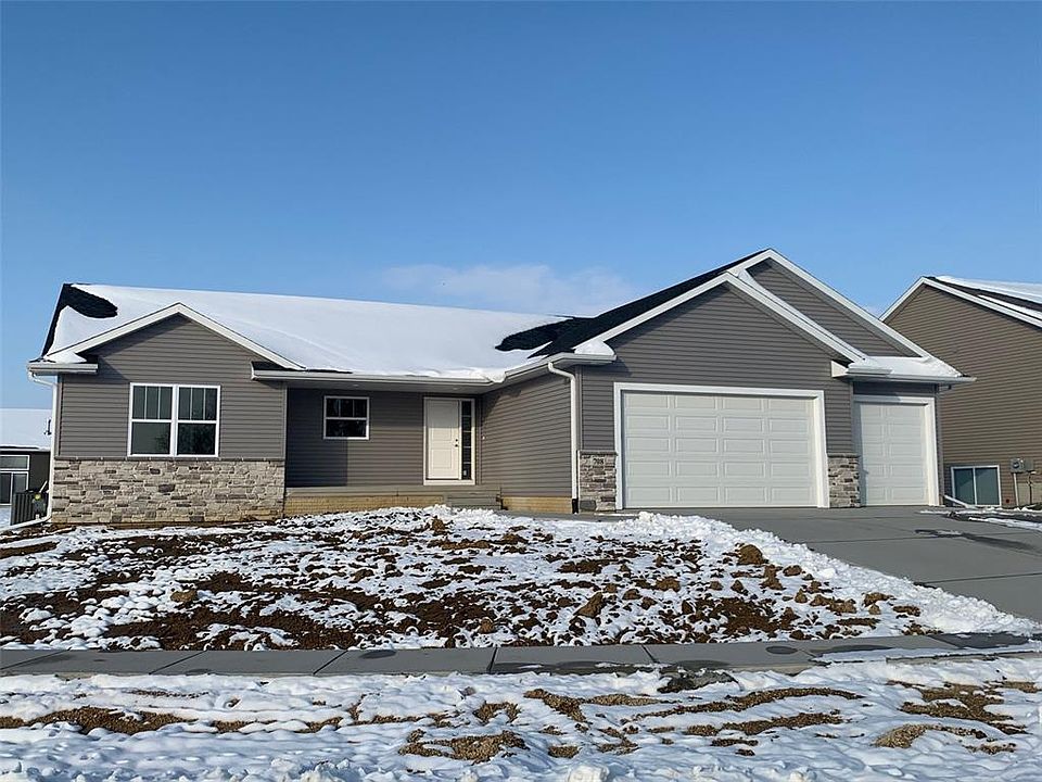 2nd image of 708 Heather Ln