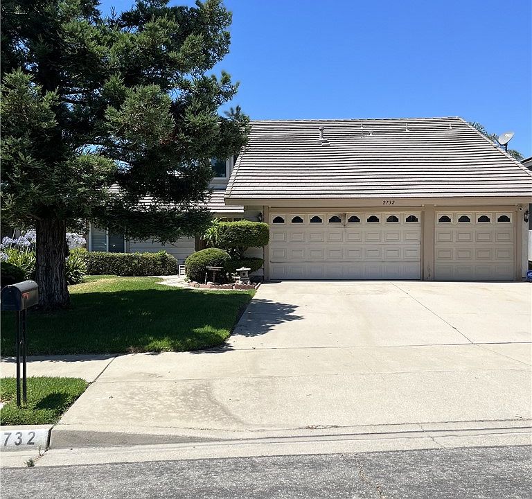 1st image of 2732 S Lassen Ave